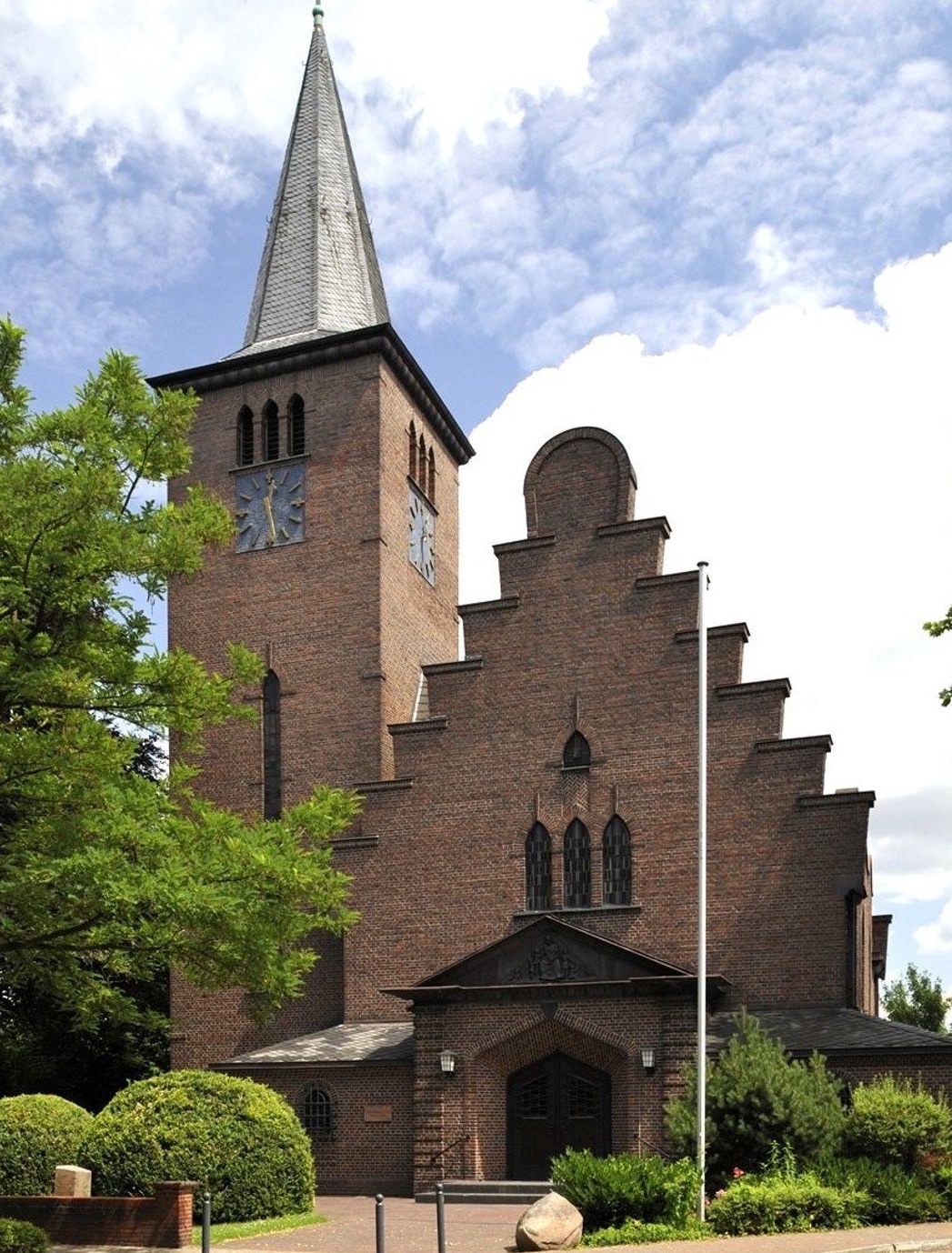 Adolf-Clarenbach-Kirche